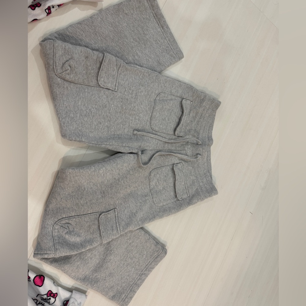 aritizia sweat fleece cargos